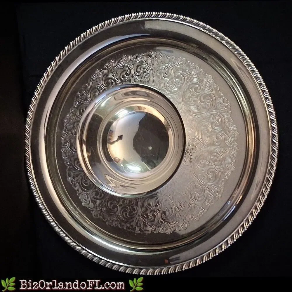 VINTAGE: Wm. Rogers Silverplate Chip & Dip Platter / Center Bowl / Etched Floral